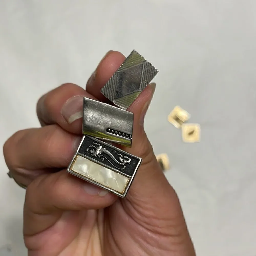Mismatched Cufflinks !